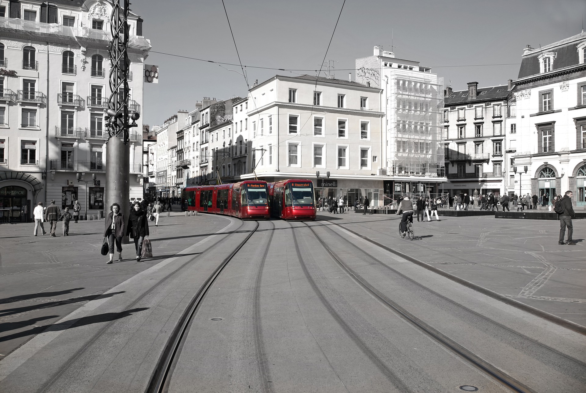 tram-2060768_1920